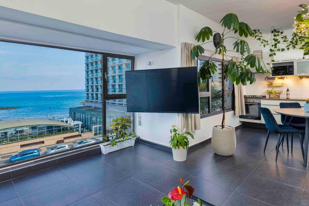 Luxury On Gordon 146 Apartment