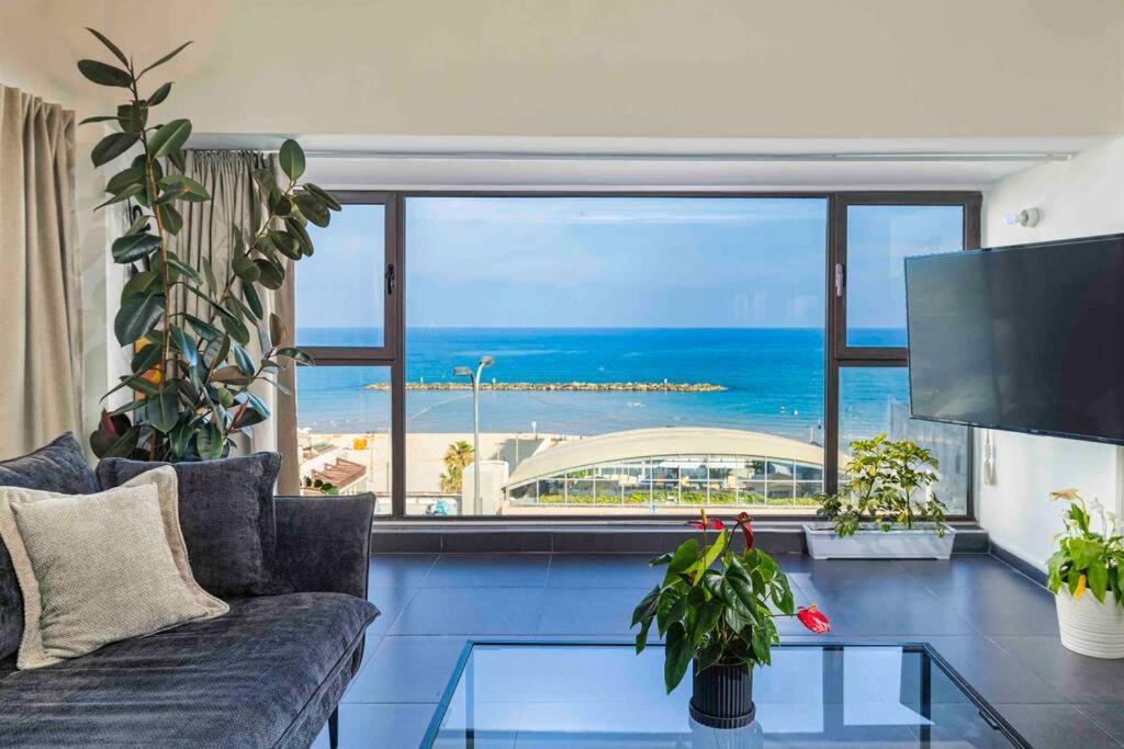 Luxury On Gordon 146